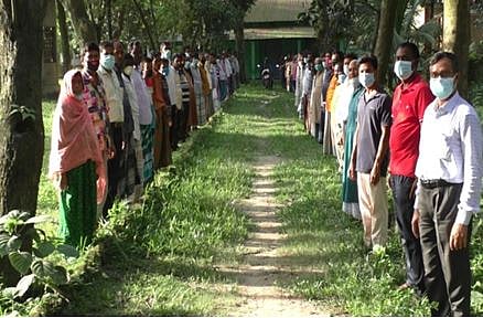 গাইবান্ধার পলাশবাড়ীর ভগবানপুরে আজিজার রহমান সরকারের স্মৃতি সংরক্ষণে দাবি স্থানীয় লোকজনের। ছবি: সংগৃহীত