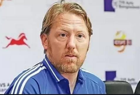 জেমি ডে চিন্তিত জাতীয় দলের ফুটবলারদের নিয়ে। ফাইল ছবি