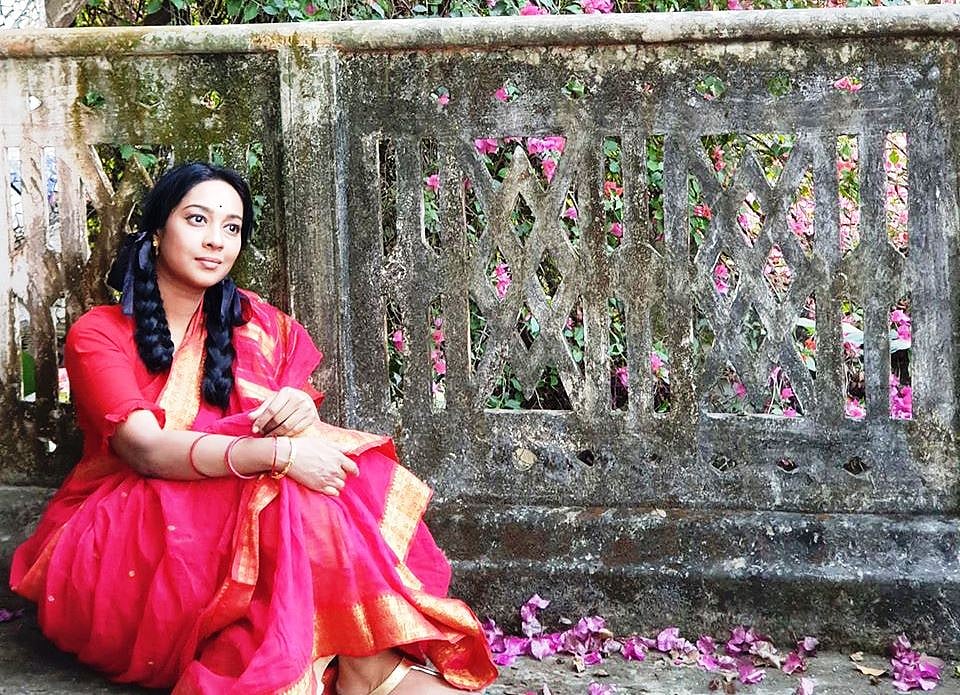 ‘আগুনপাখি’ নাটকে শুটিংয়ের মাধ্যমে কাজে ফিরলেন মৌটুসী বিশ্বাস। ছবি: সংগৃহীত