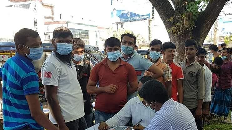  প্রথম আলো