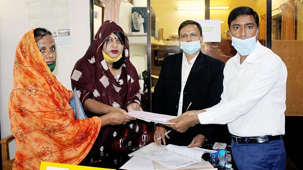 প্রথম আলো