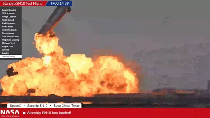 অবতরণের পর আগুন ধরে যায় স্টারশিপে 