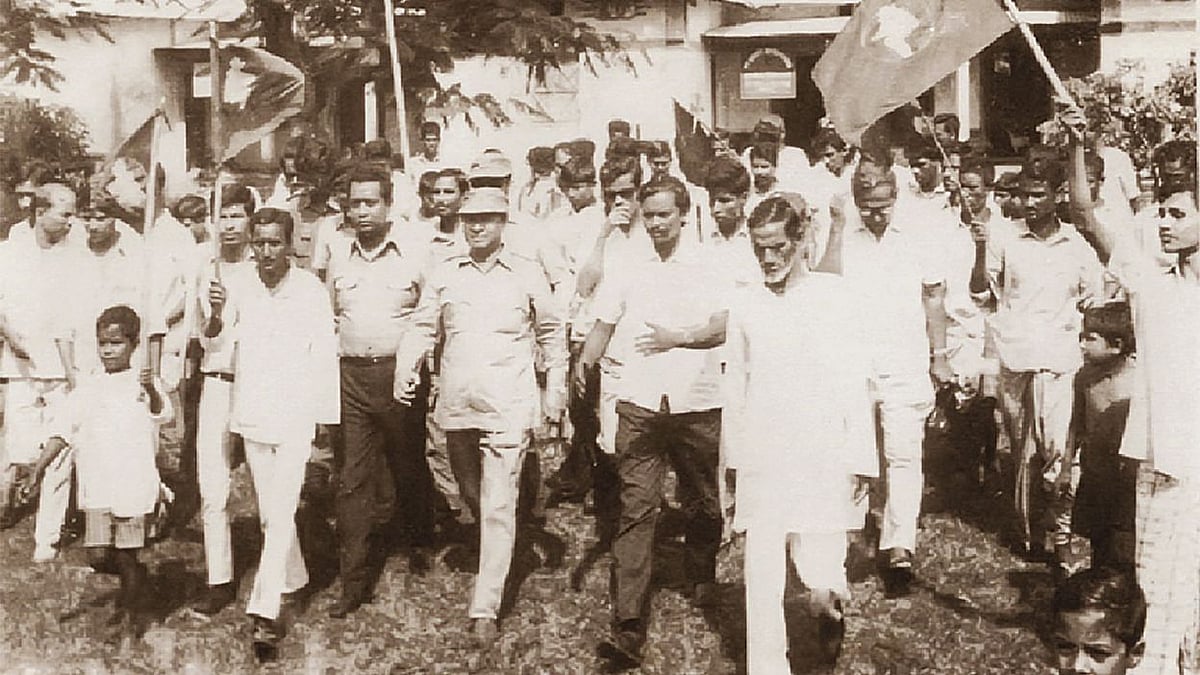 মুক্তিযুদ্ধকালে প্রধানমন্ত্রী তাজউদ্দীন আহমদকে পাড়ি দিতে হয় পিচ্ছিল সর্পিল পথ।