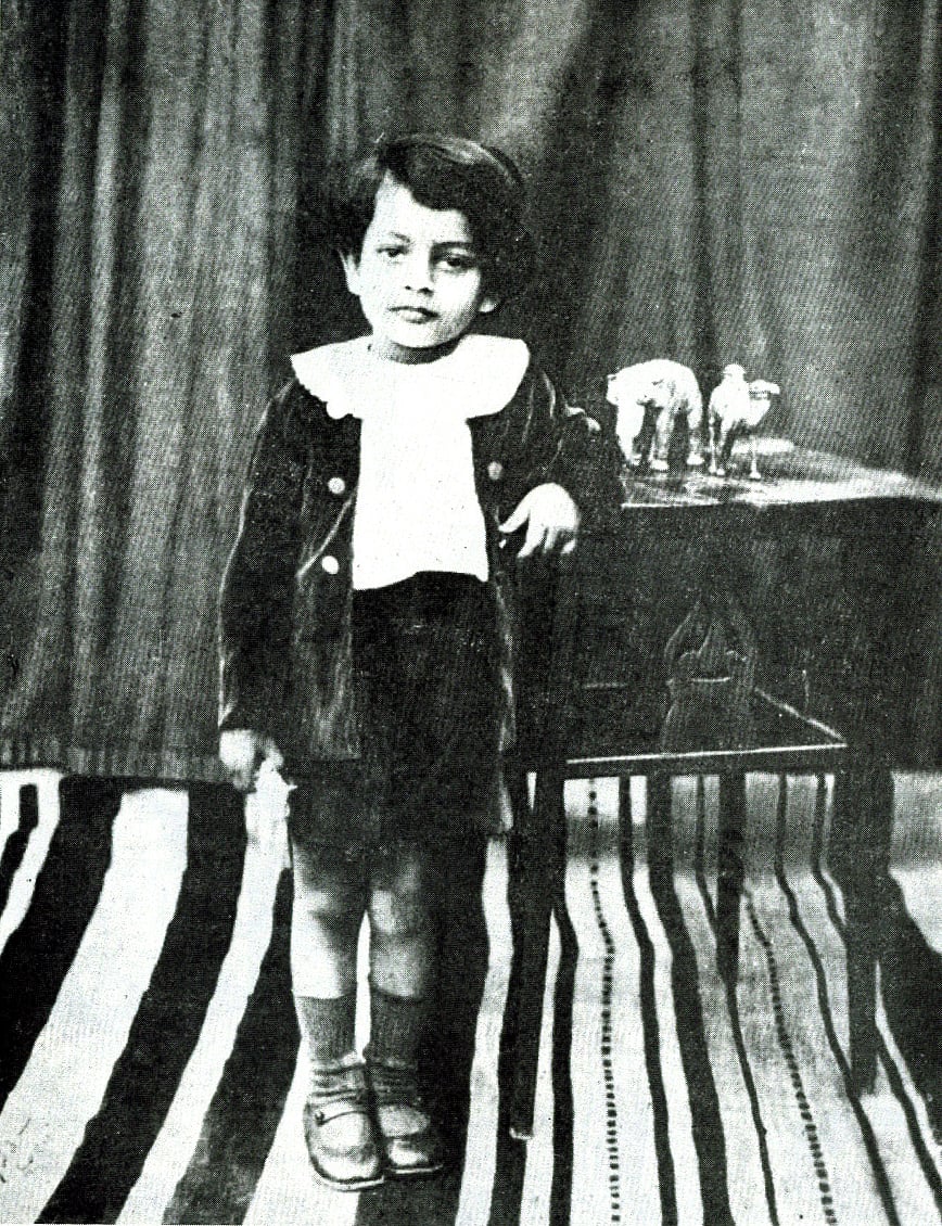 ‘যখন ছোট ছিলাম’ বই থেকে