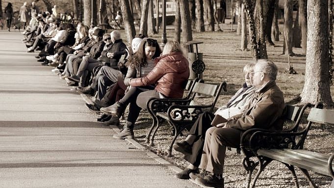 রোশেতো শহরের বন্ধুবৎসল, আড্ডাপ্রিয়, সুখী মানুষেরা