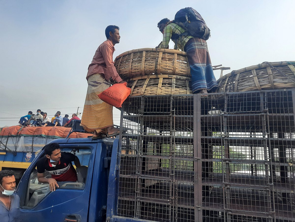 প্রথম আলো