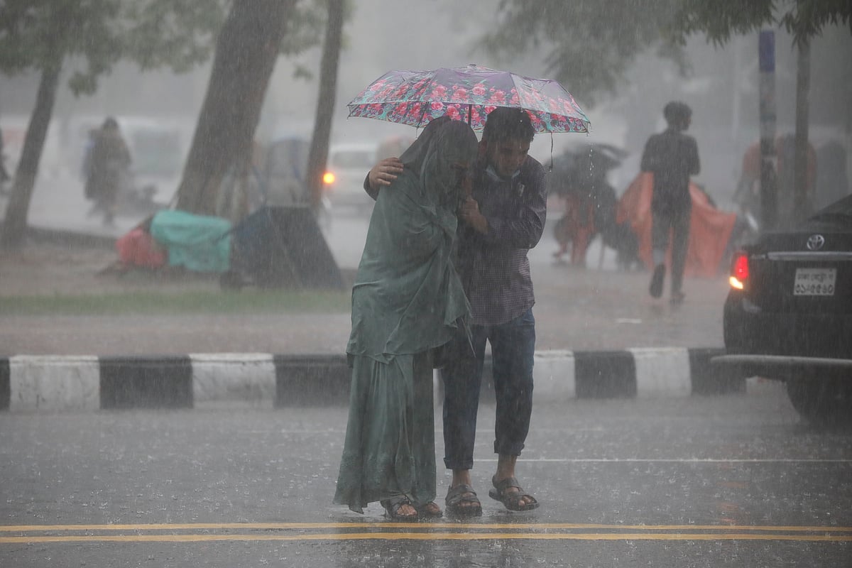 আগামীকাল ছয় বিভাগের কিছু স্থানে বৃষ্টি হতে পারে
