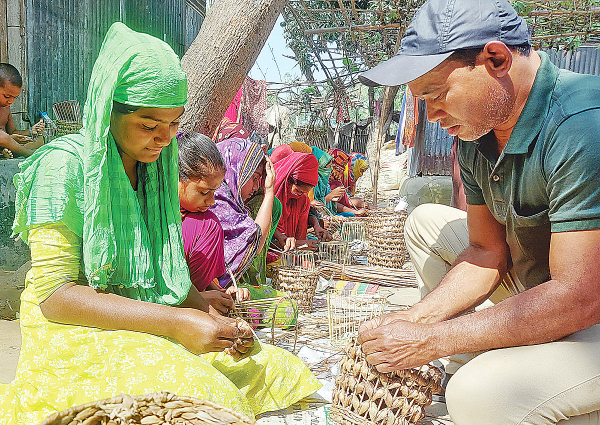 প্রথম আলো
