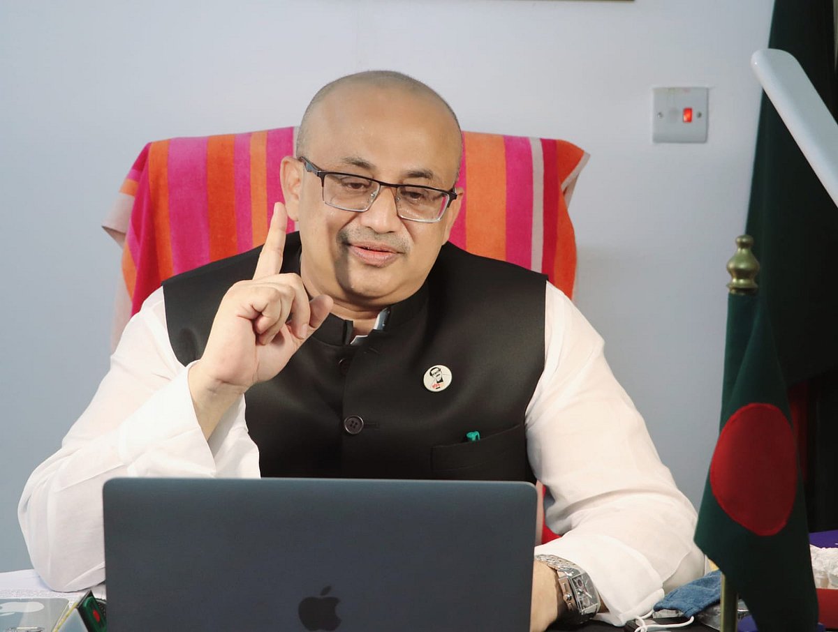 তথ্য প্রতিমন্ত্রী মো. মুরাদ হাসান