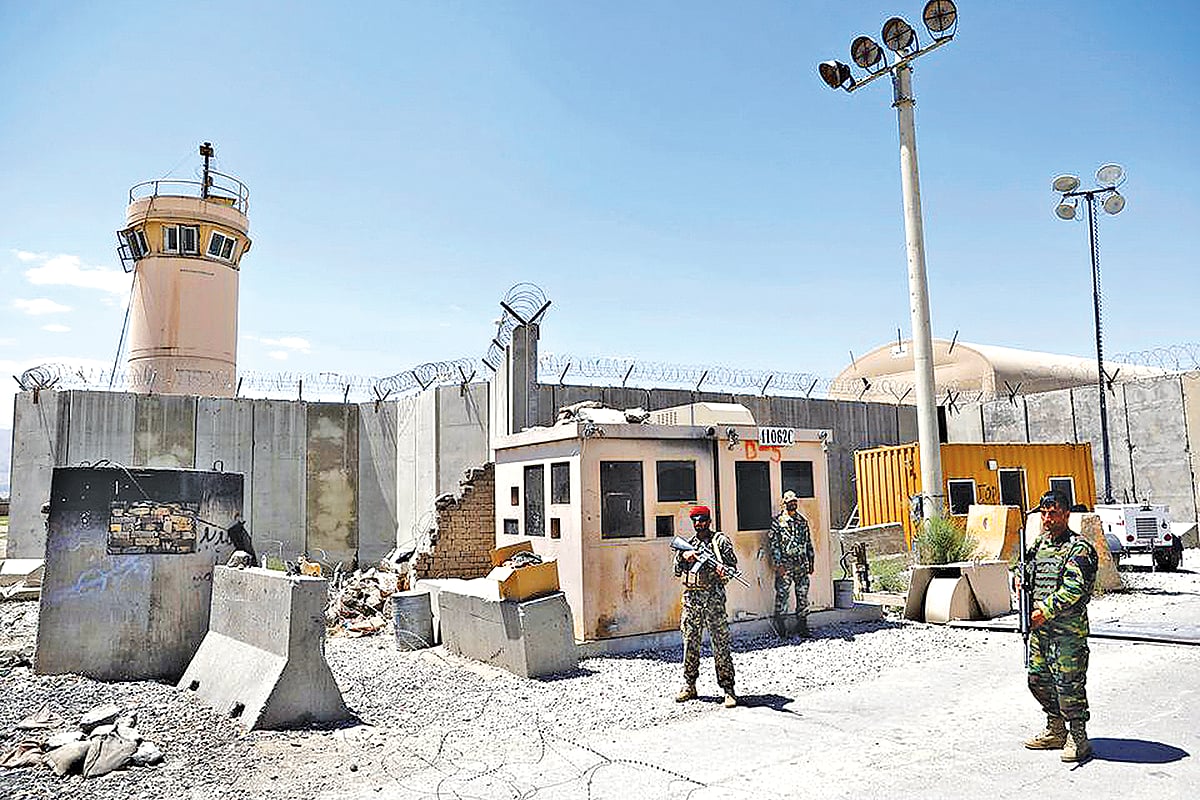 আফগানিস্তানে মার্কিন সৈন্যদের ছেড়ে যাওয়া বাগরাম ঘাঁটি। ফাইল ছবি