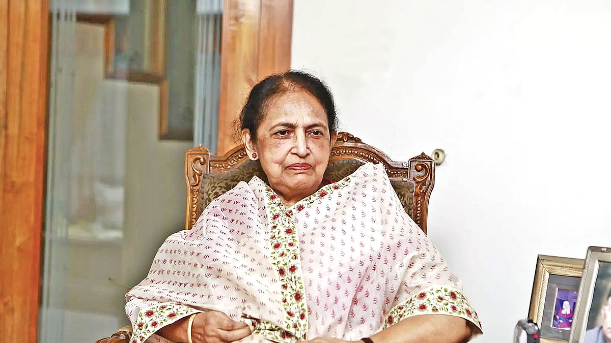 অধ্যাপক নাজমা চৌধুরী (জন্ম ২৬ ফেব্রুয়ারি ১৯৪২, মৃত্যু ৮ আগস্ট ২০২১)