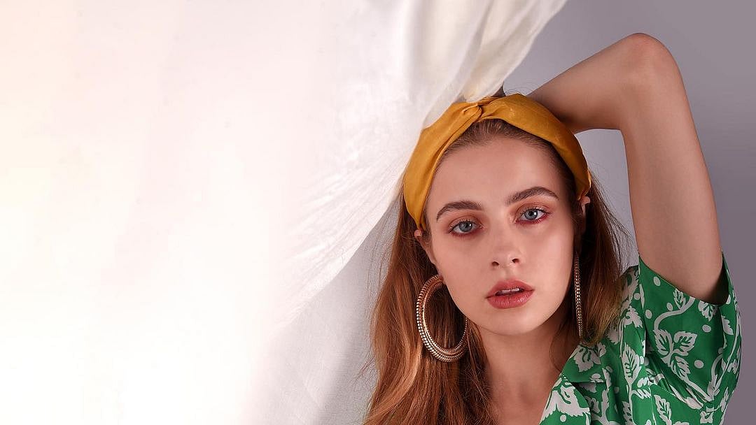 মডেল ও অভিনেত্রী আলেকজান্দ্রা জাভি