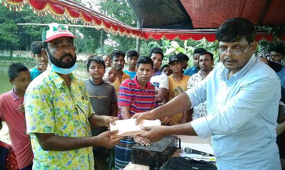 ছবি: বদর উদ্দিন