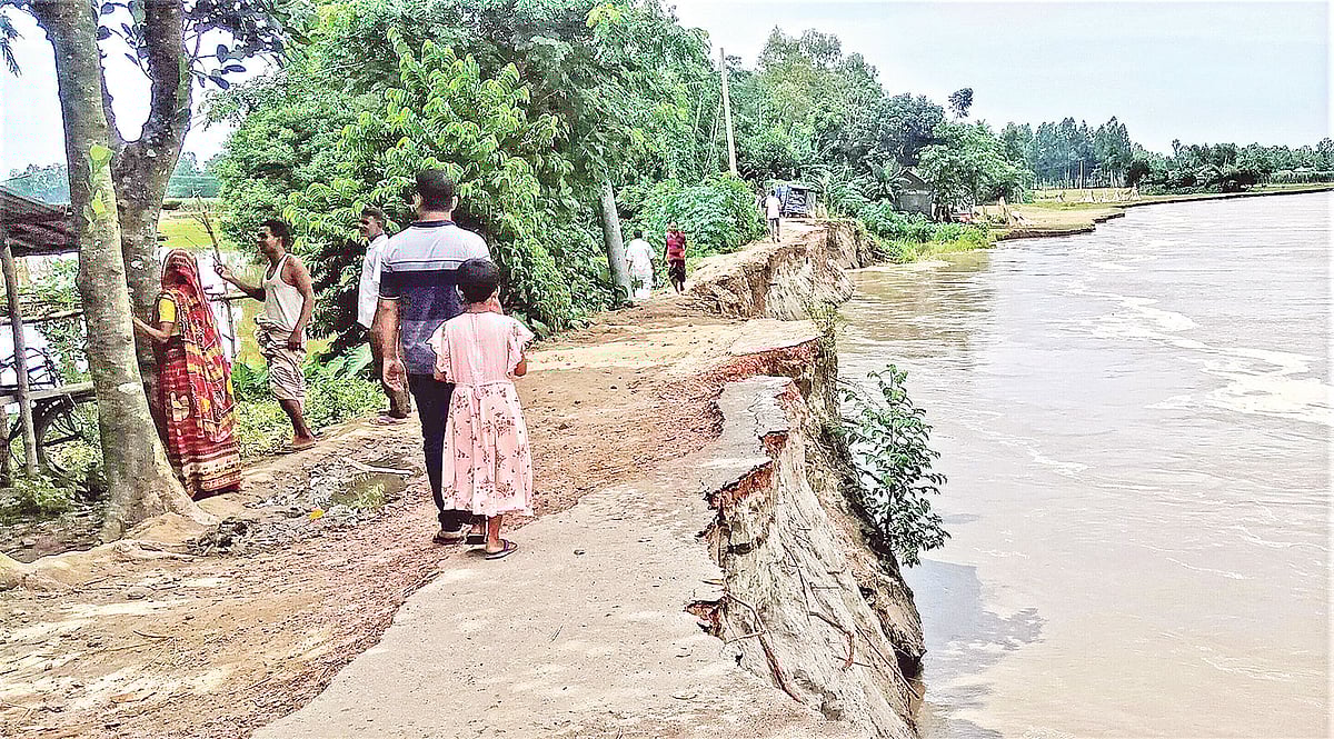  প্রথম আলো 