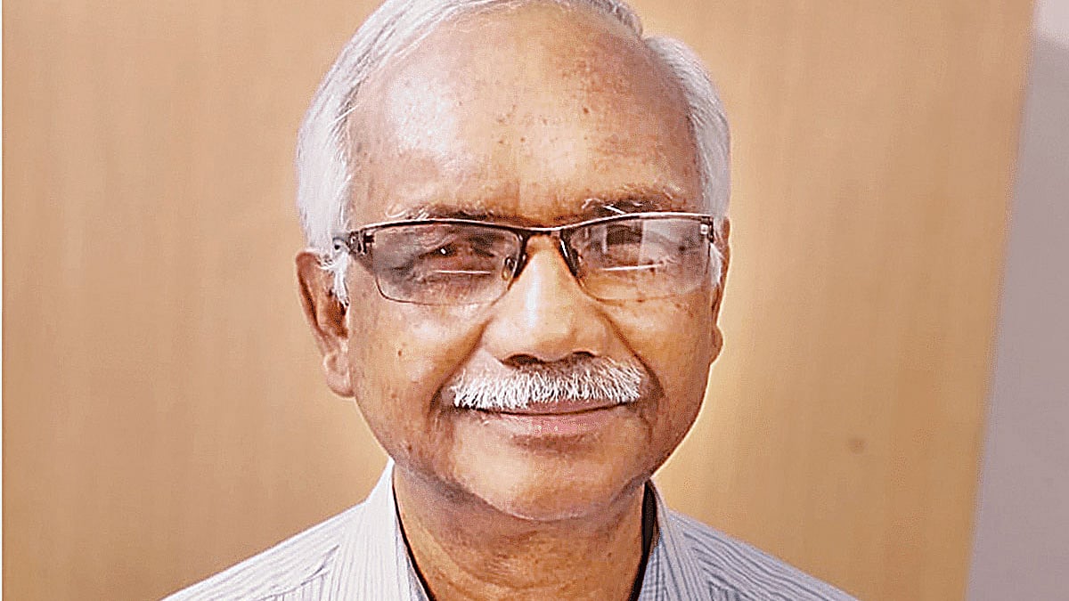 মুশতাক হোসেন