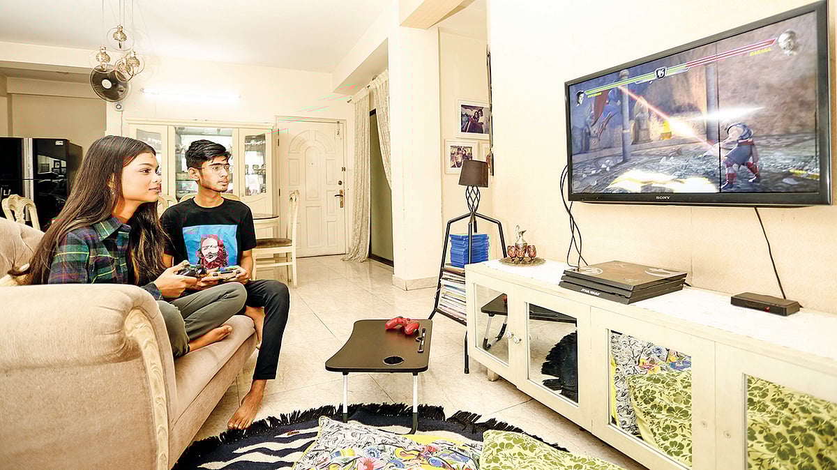 মডেল: প্রেরণা ও আকিব, ছবি: অধুনা