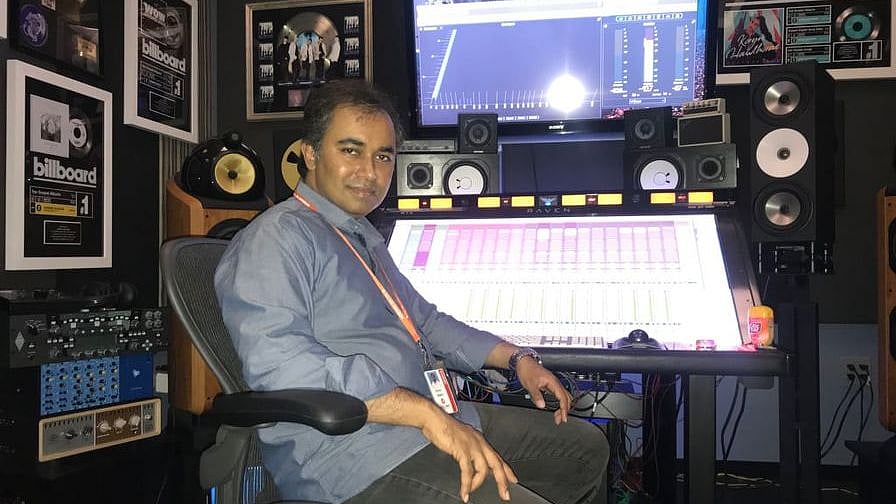 যুক্তরাষ্ট্রের ফ্লোরিডা থেকে কাজ করছেন ইমন সাহা