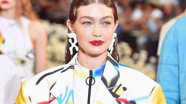 ছবি: জিজি হাদিদের ইনস্টাগ্রাম থেকে নেওয়া