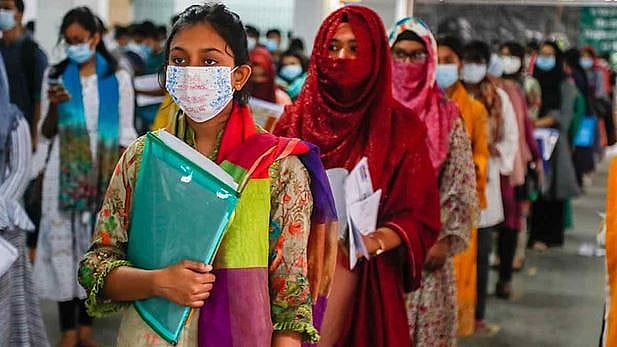 আইইউটিতে ভর্তি পরীক্ষা, আবেদনের সময় বৃদ্ধি