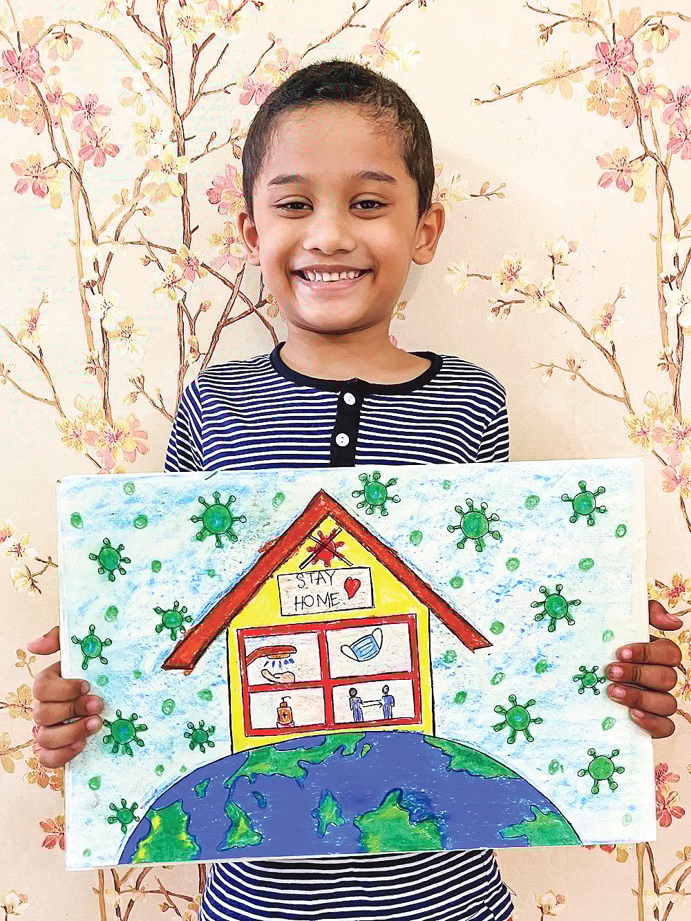 সাত বছর বয়সী আরীব জুহাইর হোসেন করোনাভাইরাস থেকে নিরাপদ থাকতে বাসায় থাকার পাশাপাশি নিয়মিত হাত ধোয়া, মাস্ক ব্যবহার করা ও শারীরিক দূরত্ব বজায় রাখার নিয়মগুলো মেনে চলে। সে বিশ্বাস করে, করোনাকে হারানোর একমাত্র উপায় হলো সব সময় সতর্ক থেকে এই নিয়মগুলো মেনে চলা