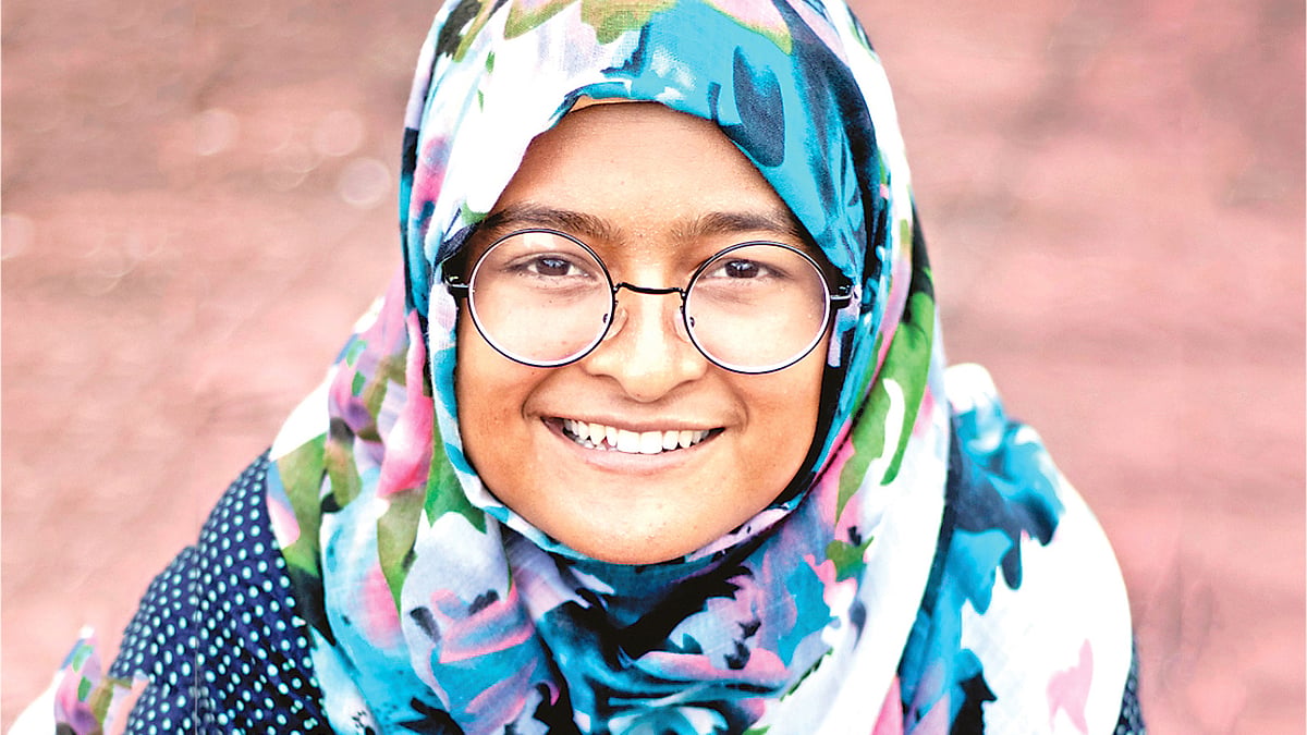 সাদিয়া আফরিন