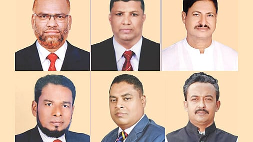 জাকির হোসেন, রেজাউল করিম, আনোয়ার হোসেন, হারুনুর রশিদ, কাজী মাহবুবুর রহমান ও গোলাম মোস্তফা মজুমদার    