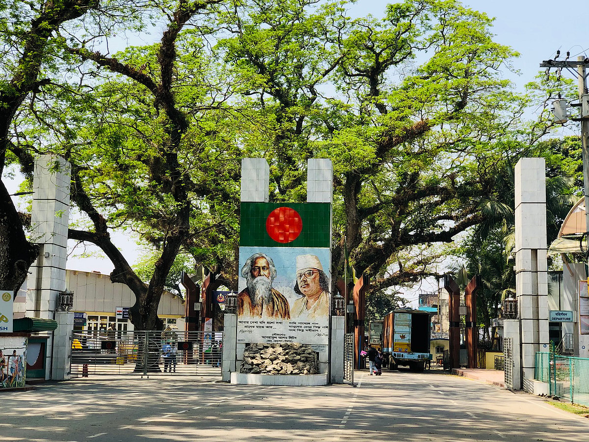বেনাপোল দিয়ে কলকাতায় পাঠানো হলো উপহারের ৫০০ কেজি আম