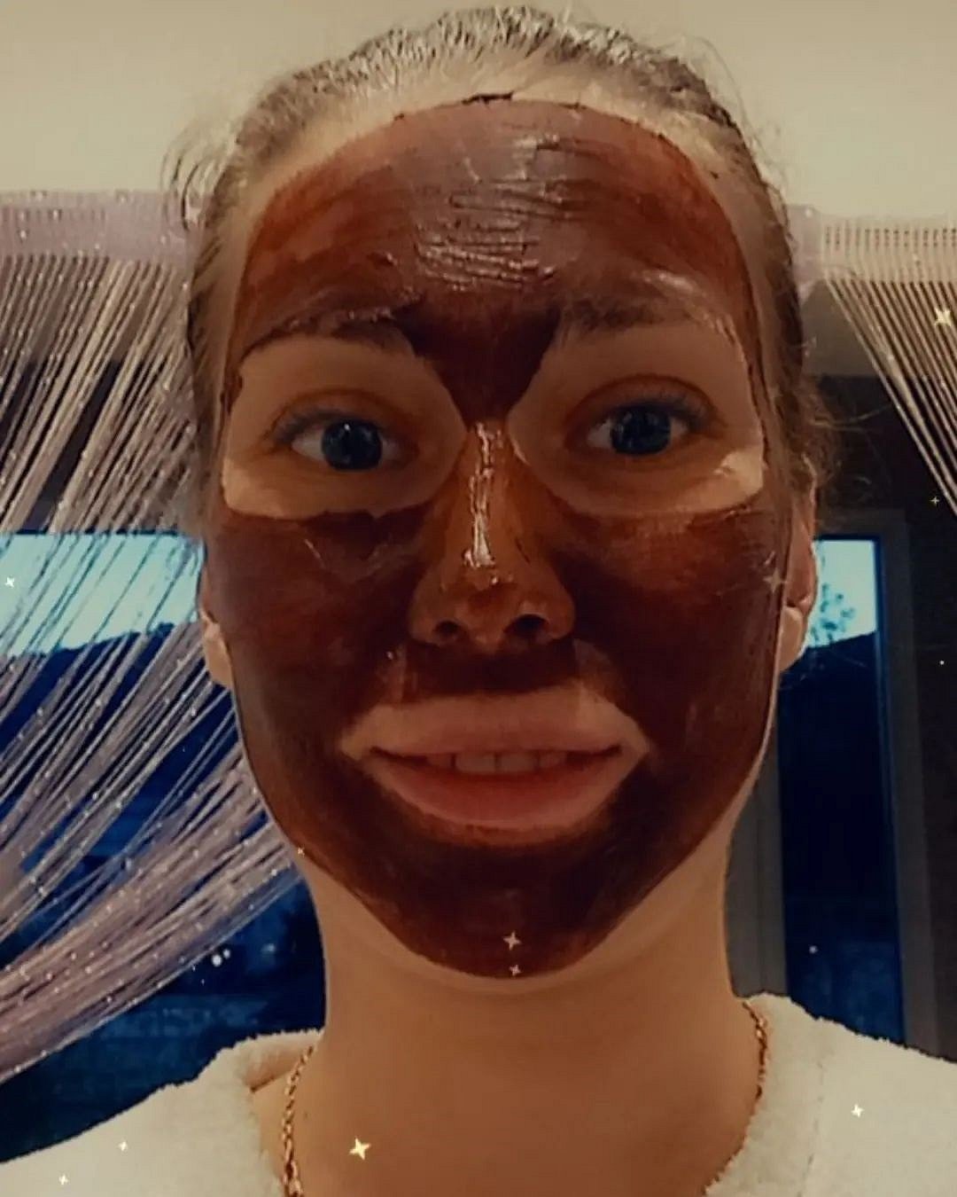 ত্বকের বন্ধু চকলেট 