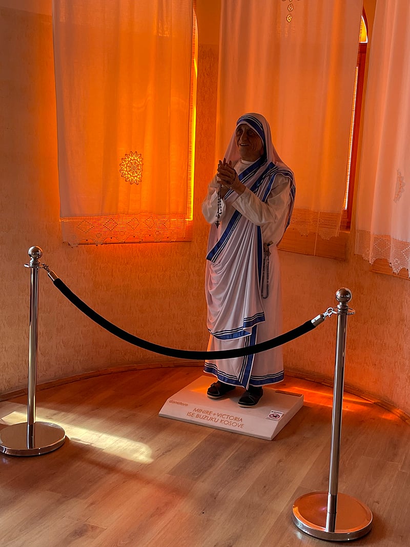 মাদার তেরেসার স্মৃতিময় বাড়িতে 