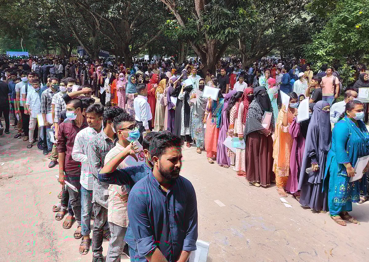 চুয়েটে স্নাতক প্রথম বর্ষে ভর্তি পরীক্ষা কাল, প্রতি আসনে পরীক্ষার্থী ১৫ জন