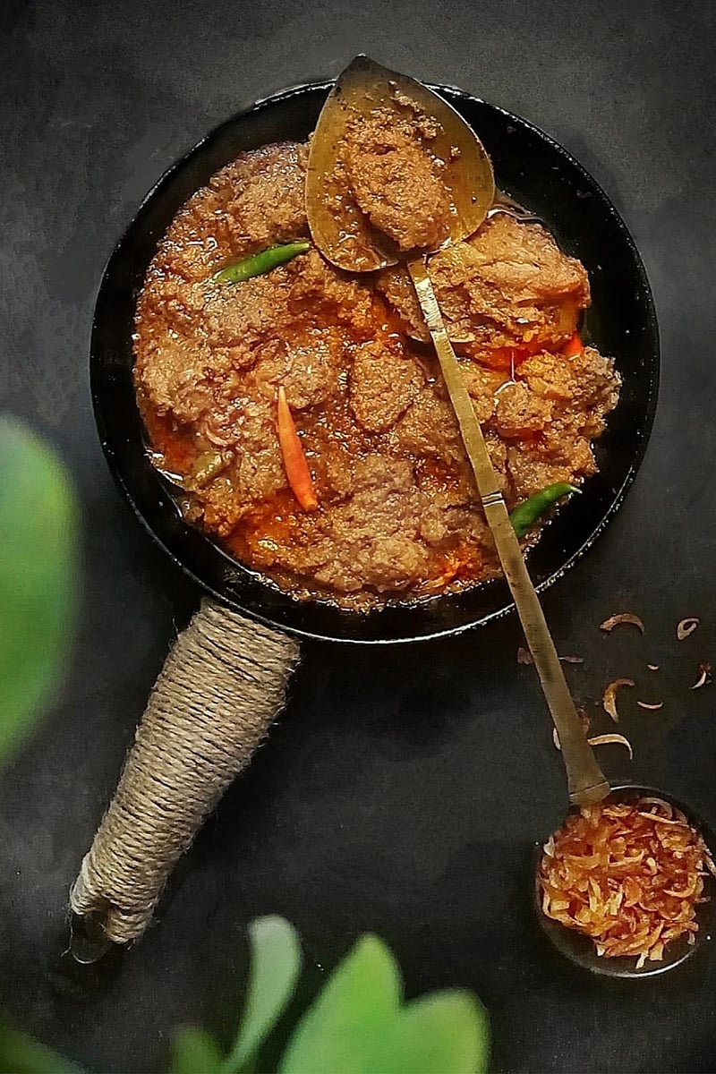 আপেল দিয়ে গরুর মাংস