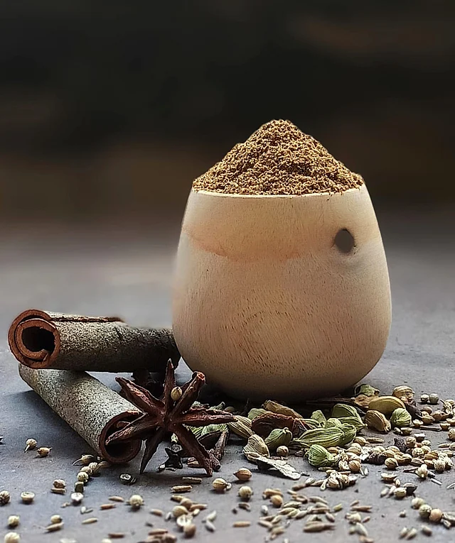 সঠিক সঙ্গীদের সমন্বয়ে আরেক রকম জাদু তৈরি করে মসলা