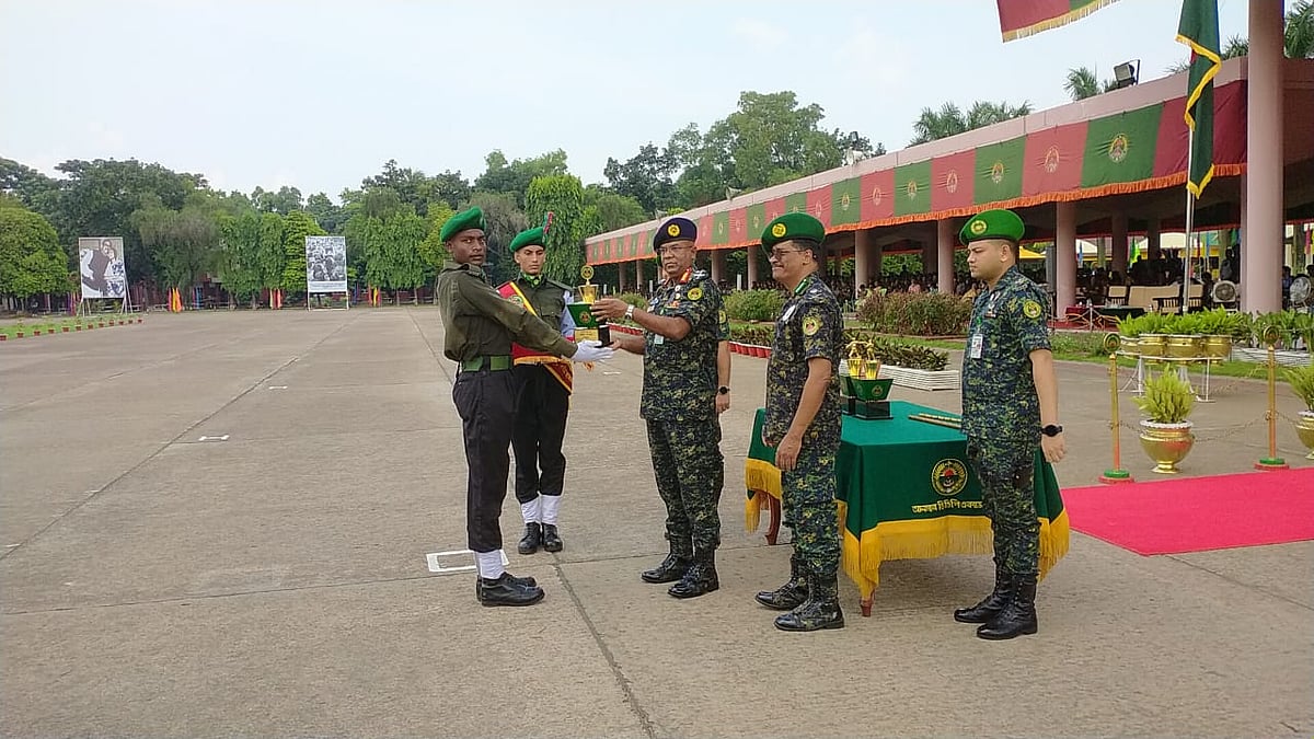 ছবি: প্রথম