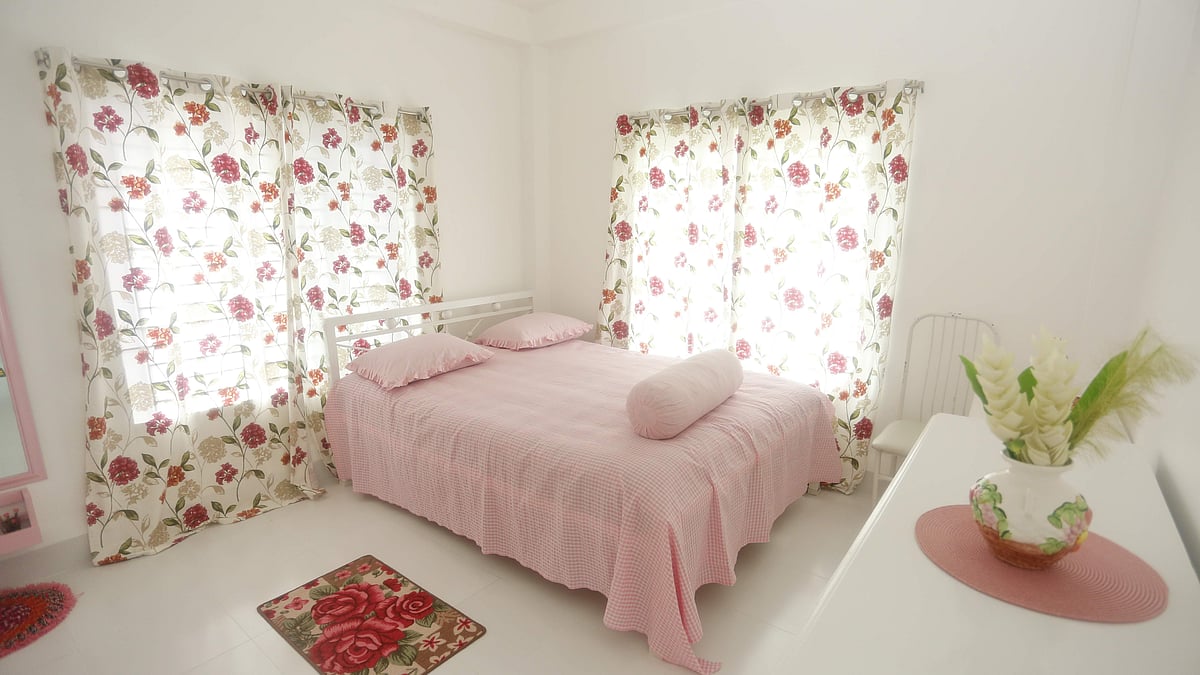 ছবি : নকশা