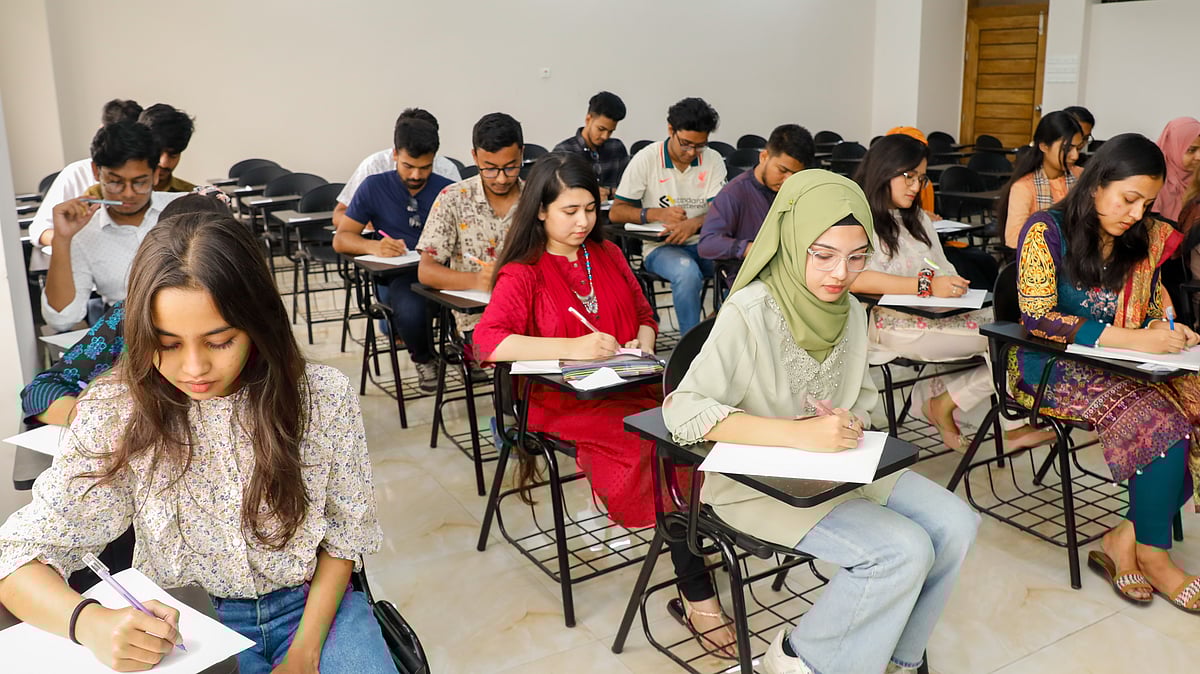 প্রতীকী ছবি: প্রথম আলো