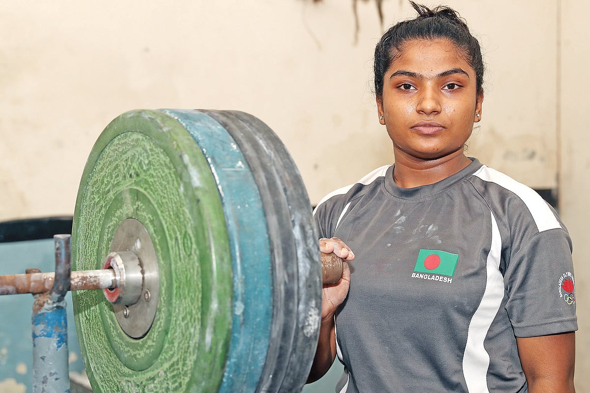 দুই বছরের জন্য নিষিদ্ধ ভারোত্তোলক মাবিয়া