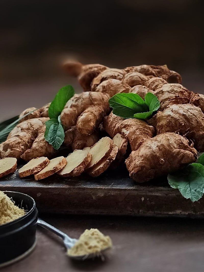 আদার ব্যাপারীর হেঁশেলের খবর