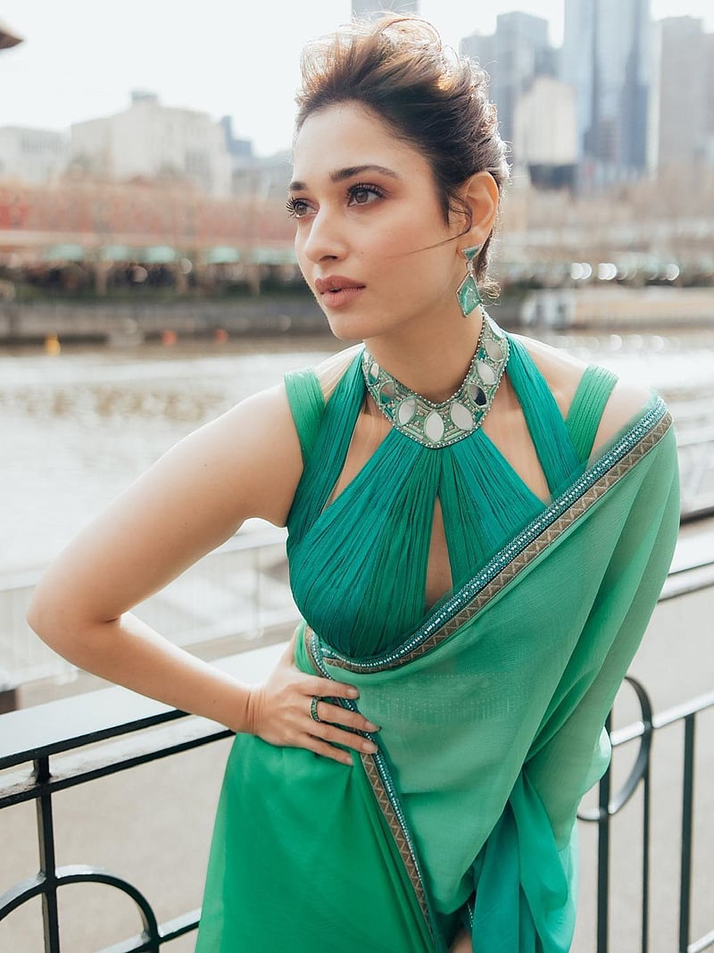 মনোক্রোম ফ্যাশন কুইন তামান্না ভাটিয়া