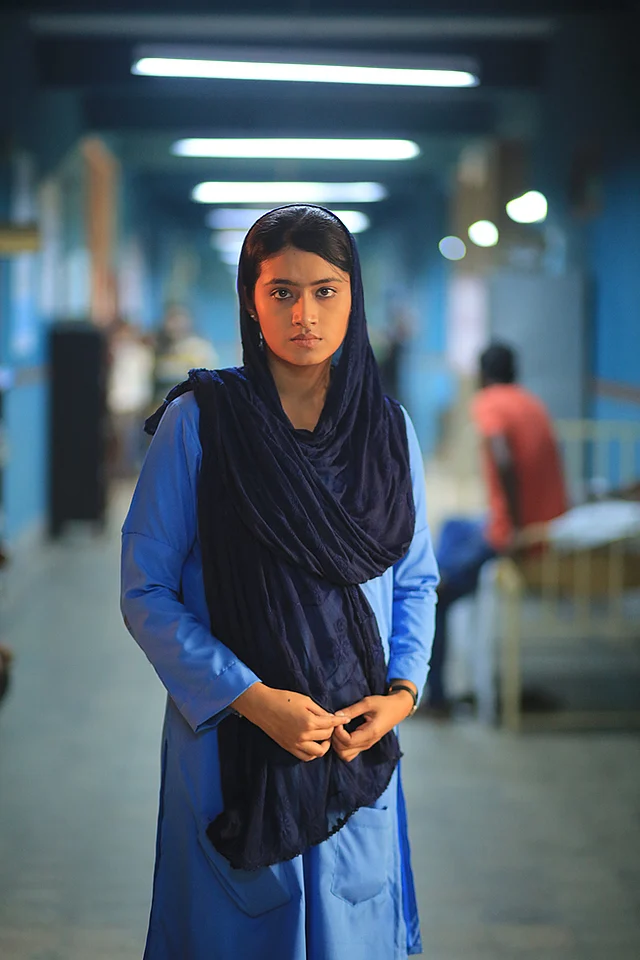 নার্সের পোশাকে তাসনিয়া ফারিণ