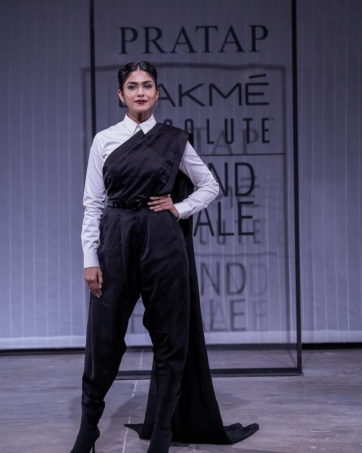 ছবি: ফ্যাশন ডিজাইন কাউন্সিল অব ইন্ডিয়ার ফেসবুক পেজ থেকে