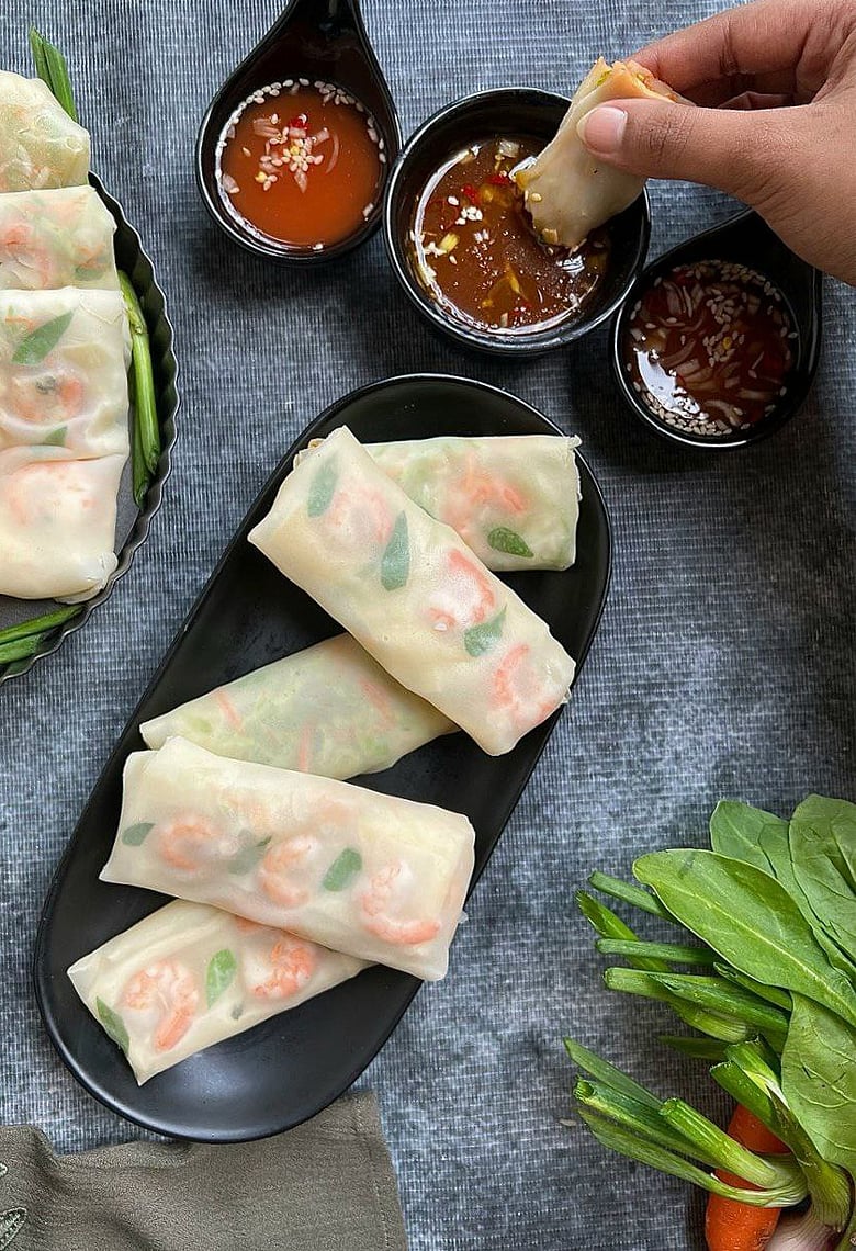 বিকালের নাশতায় ঝটপট তৈরি করে নিন স্বাস্থ্যকর ভিয়েতনামিজ রাইস পেপার রোল