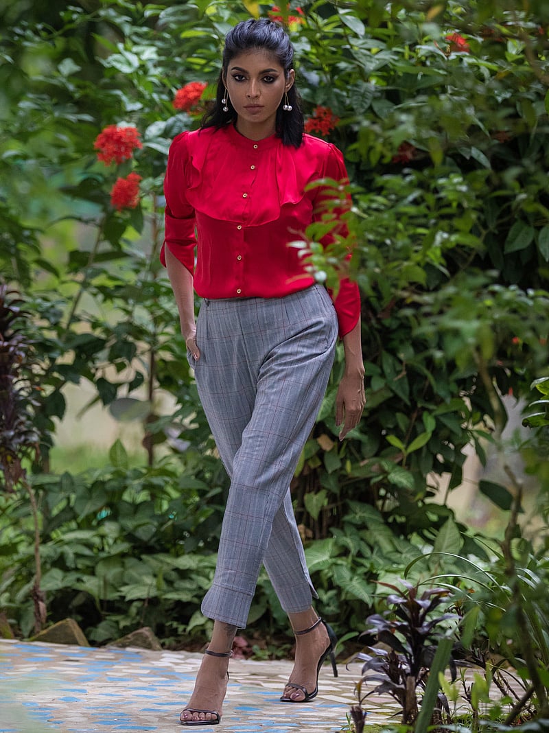 এই আবহাওয়ায় উপযোগী কাপড়