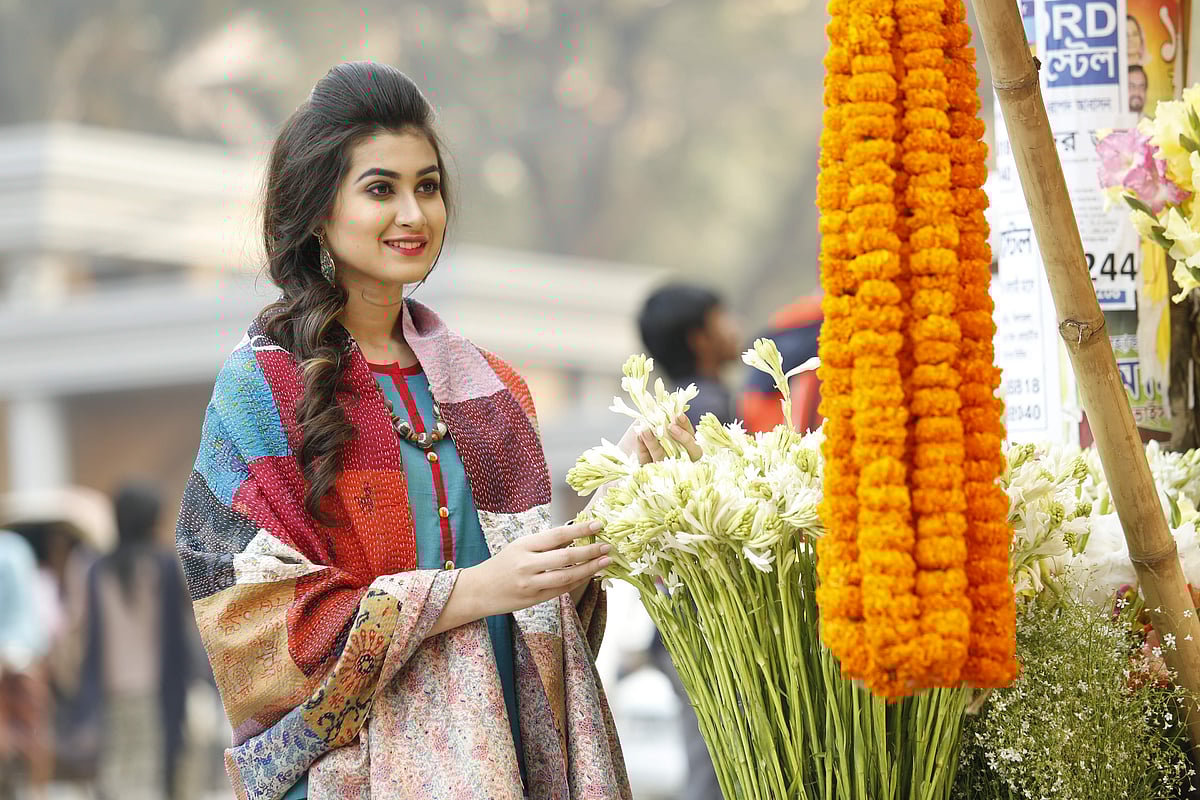 ছবি : নকশা