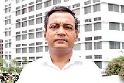 এস এম খালেদ