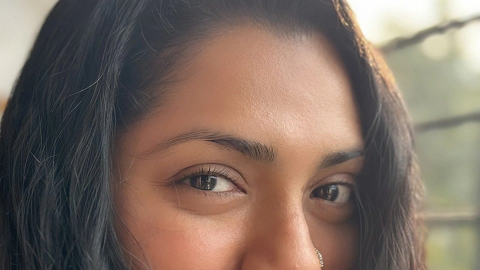  ছবিটি পোস্ট করে নুসরাত ইমরোজ তিশা লিখেছেন, ‘একটা চনমনে মন, একটা ঝলমলে দিন।’ ছবি: সংগৃহীত