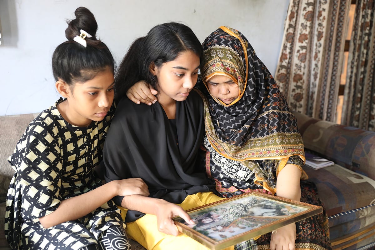  ছবি: দিনার মাহমুদ