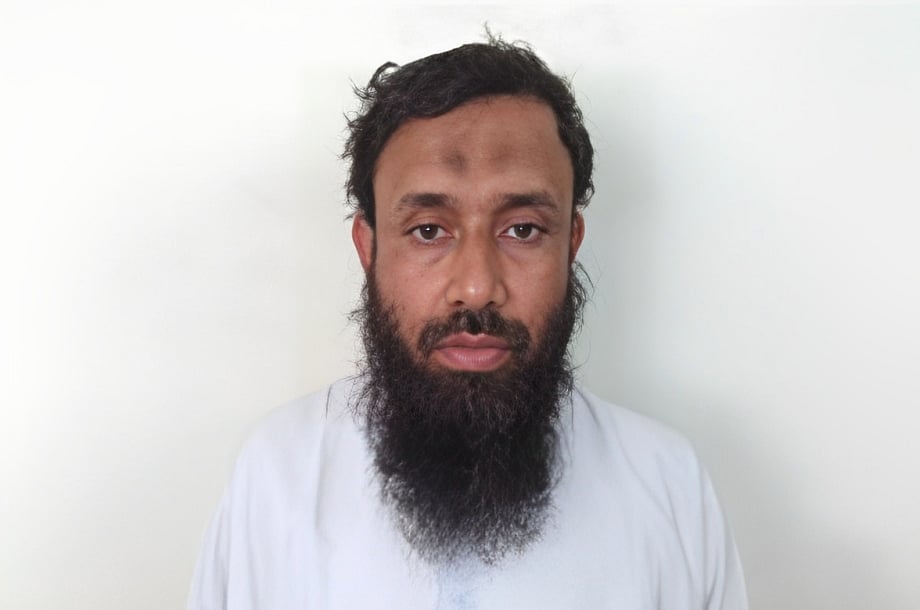 জঙ্গি সংগঠন জামাতুল আনসার ফিল হিন্দাল শারক্কীয়ার নেতা মো. মহিবুল্লাহ (৪৮)
