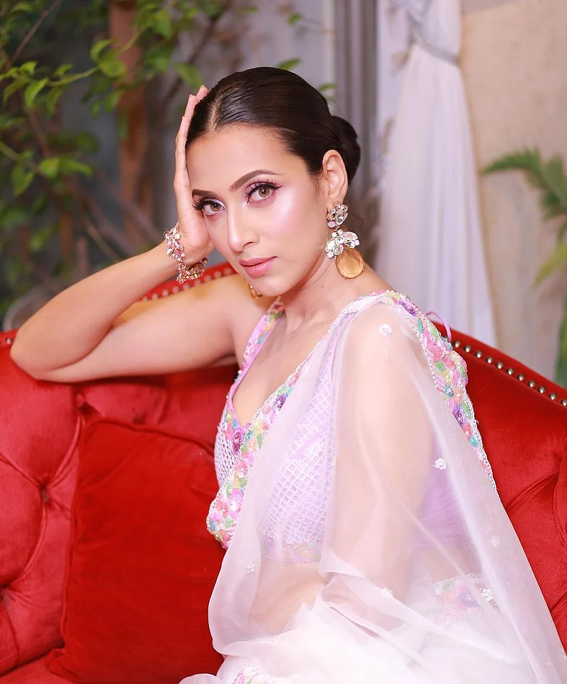  বিদ্যা সিনহা মিম