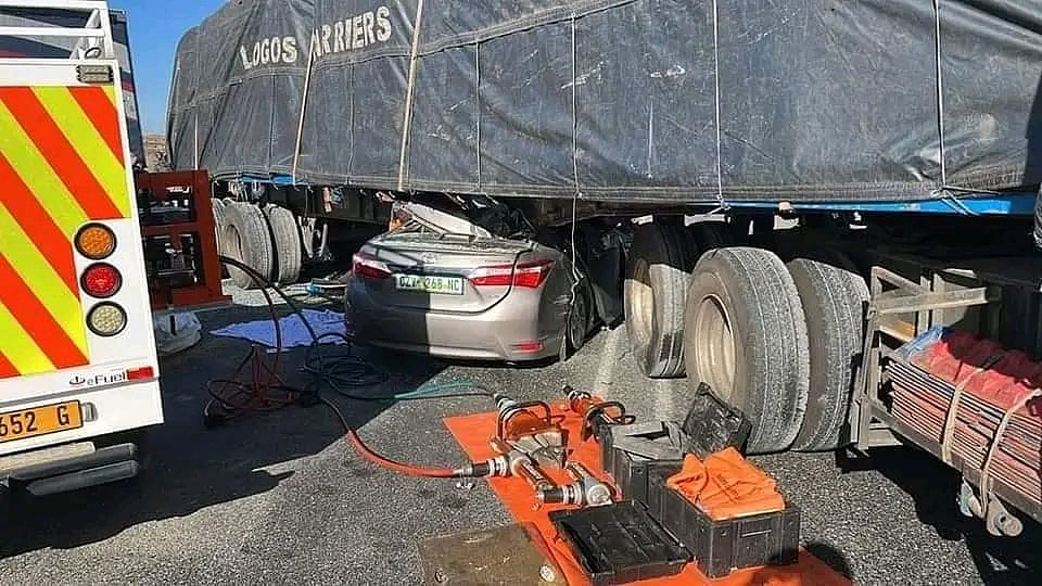 ছবি” সংগৃহীত