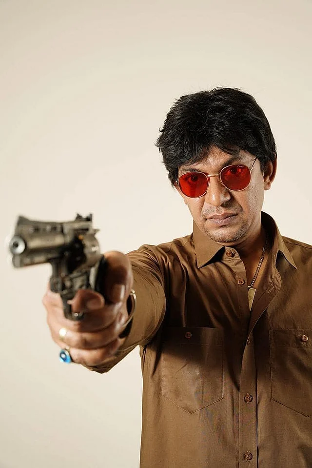ওভারট্রাম্পে চঞ্চল চৌধুরীর ফার্স্ট লুক